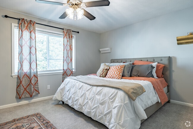 2BR, 1.5BA - 1210SF - Ashford Village Gardens