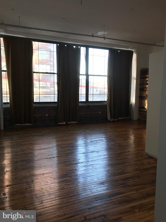 Foto del edificio - 314-22 N 12th St