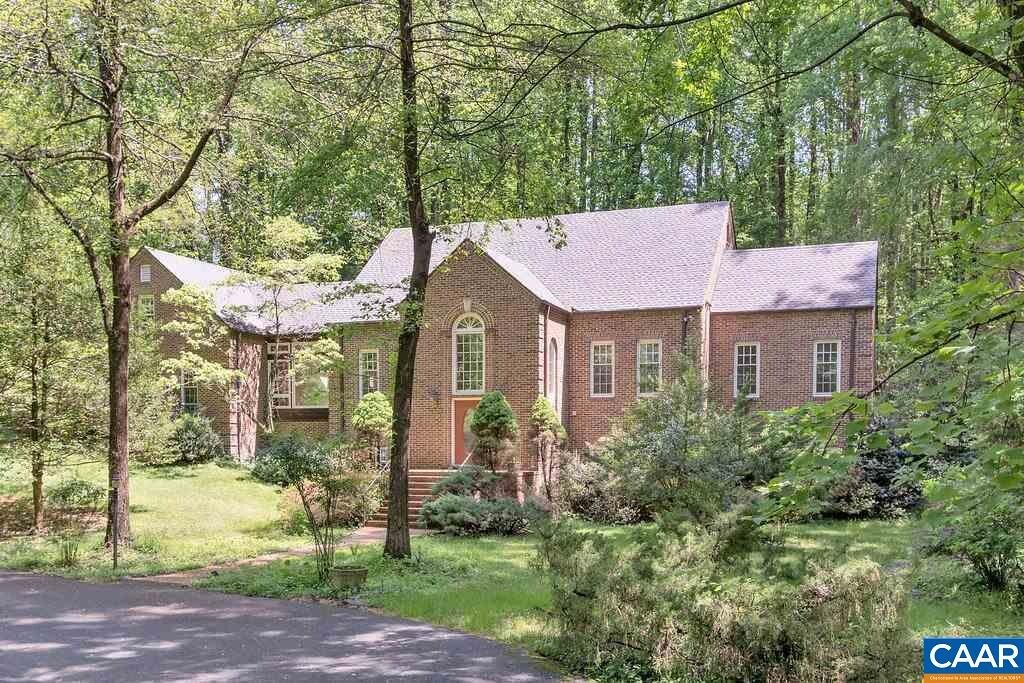 Primary Photo - 715 Tanglewood Rd