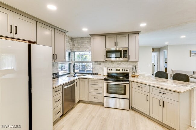 Building Photo - 6030 Perthshire Ln