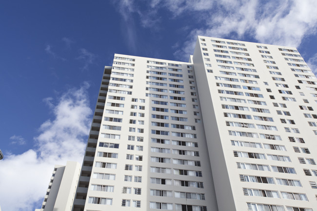 Foto del edificio - Maunakea Tower Apartment Homes