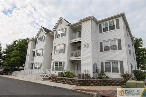 Primary Photo - 1433 Waterford Dr