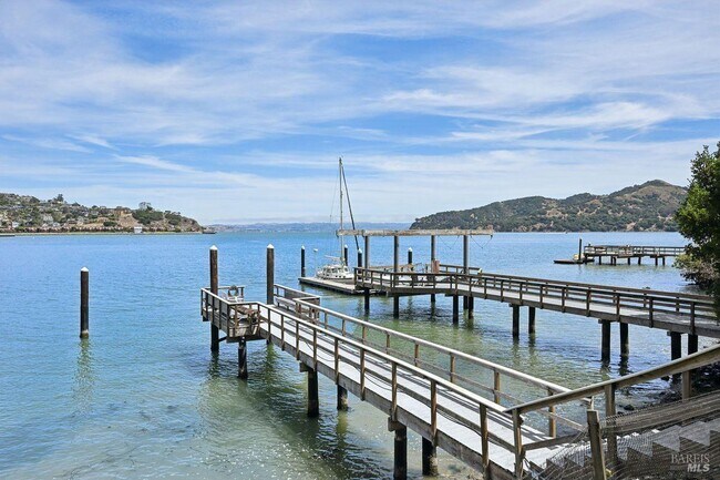 Foto del edificio - 276 Beach Rd
