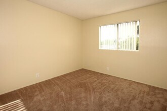 Interior Photo - Lexington Park