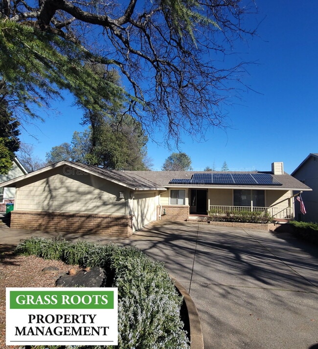 Building Photo - 18212 Hummingbird Dr