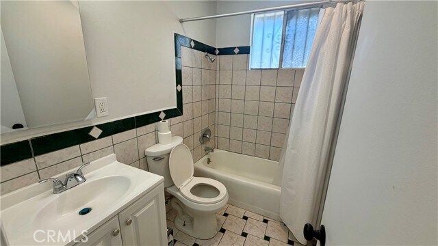Foto del edificio - 12312 Loma Dr