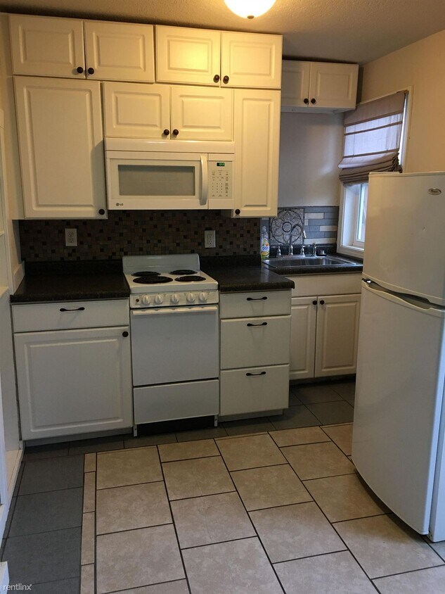 Primary Photo - 2 br, 1 bath House - 305 3rd St NE