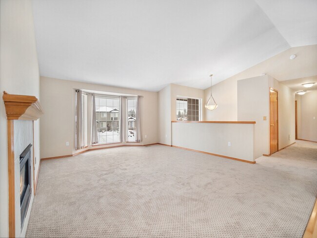 Building Photo - 16407 N Morton Dr