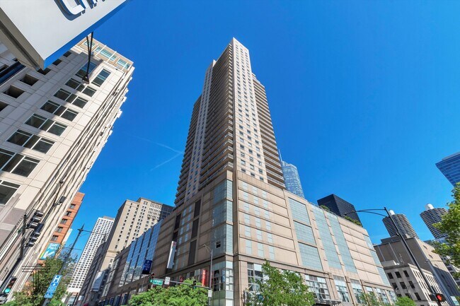 Foto del edificio - 545 N Dearborn St