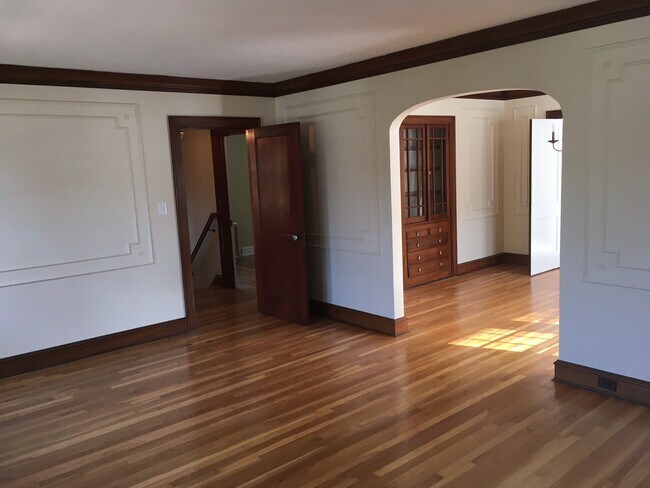 Foto del edificio - 35 Sanborn Ave