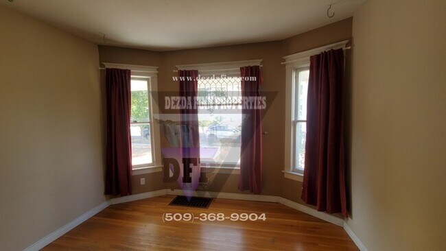 Building Photo - 5 bed/2 bath, Walk to Gonzaga!