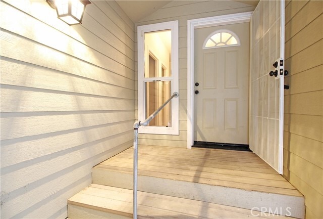 Foto del edificio - 18896 N Shore Dr