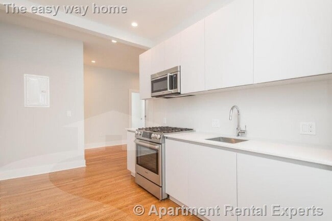 Photo - 16 Forest St Apartment