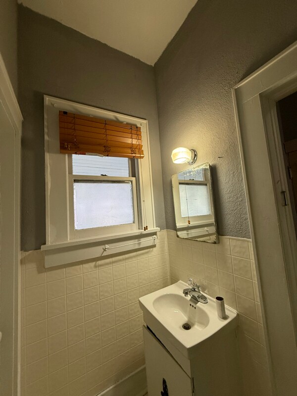Foto del edificio - 412 N Church St