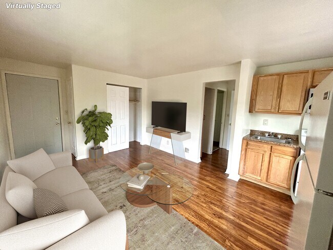 Building Photo - 3918 N Clerose Cir