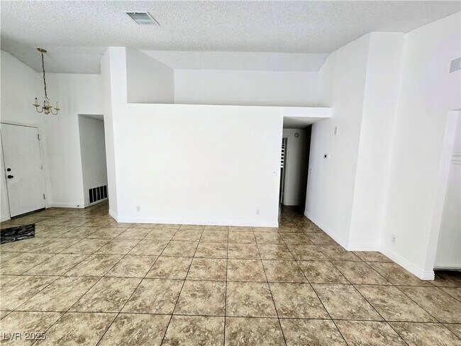 Foto del edificio - 9104 Quiet Cove Way
