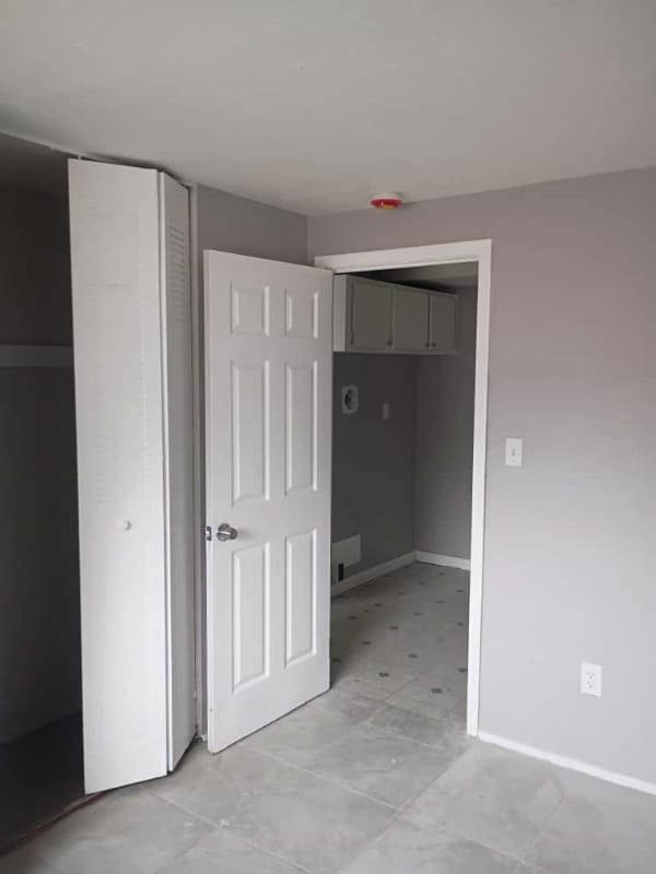 Photo - 13444 Euclid Ave Apartment