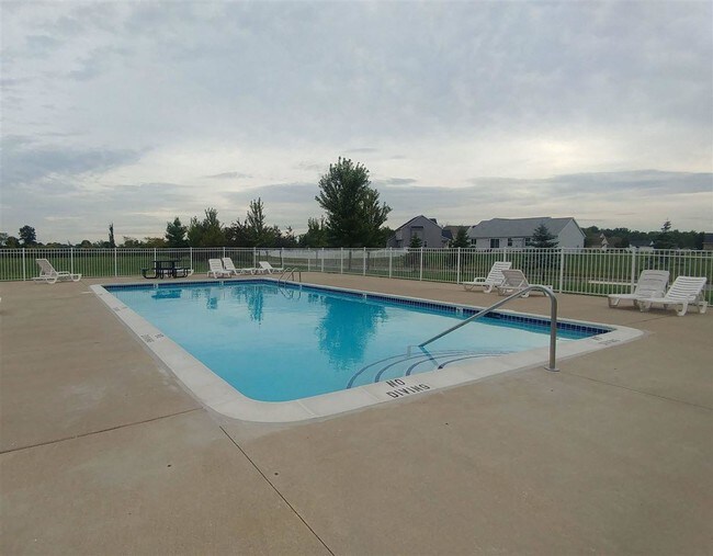 Building Photo - 1032 Plum Grove Dr