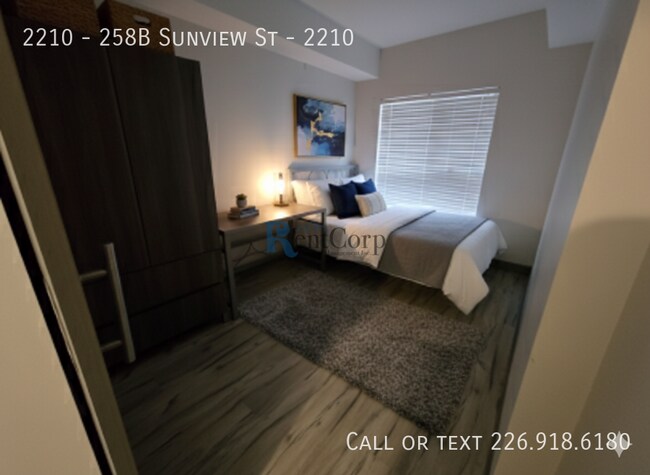 Photo du bâtiment - 258B-258B Sunview St