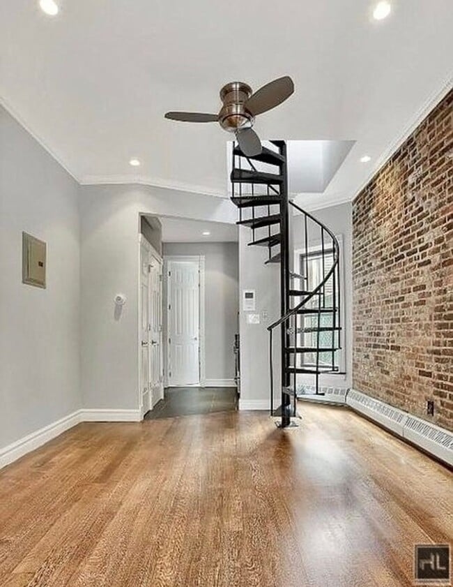 Building Photo - East 28th Street