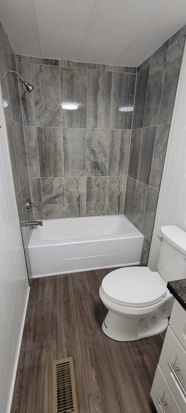Foto del edificio - 10906 Olivewood Ln