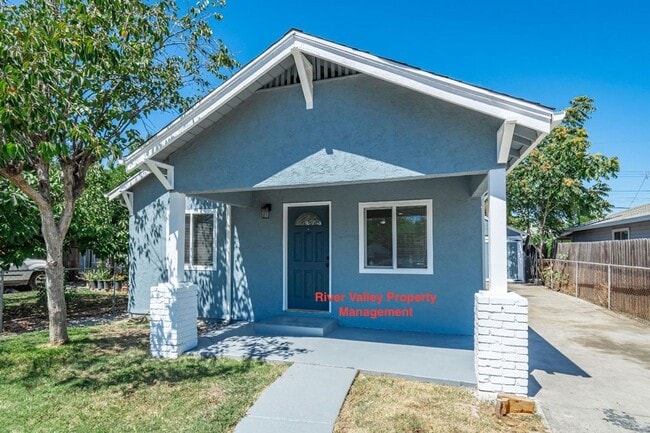 Coming Soon! Adorable remodeled Cottage, 3... - Coming Soon! Adorable remodeled Cottage, 3... House