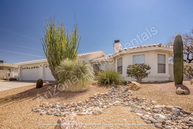 Building Photo - FURNISHED POOL HOME WITH VIEW