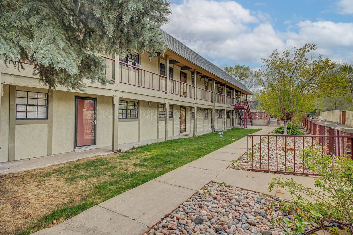 Photo - 1021 Carr Street