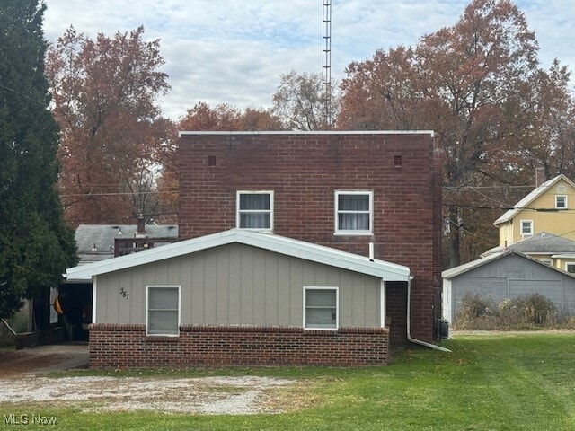 351 Fair Ave Salem, OH 44460 – photo 1 of 14