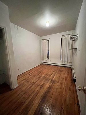 Foto del edificio - 971 Kent Ave