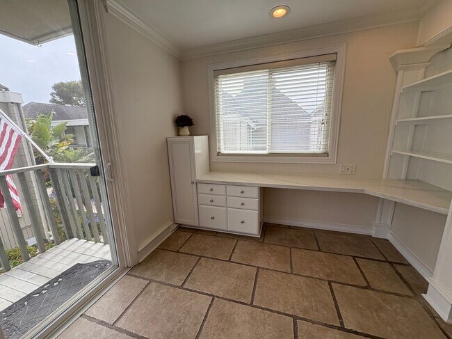 Foto del edificio - 16355 Wimbledon Ln