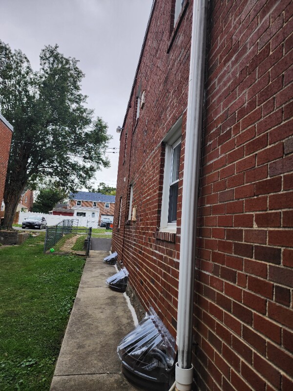 Foto del edificio - 711 E 24th St