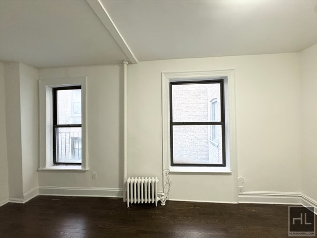 Building Photo - YORK AVENUE