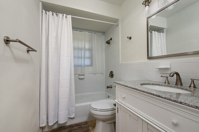 Bathroom - 659 102nd Ave N