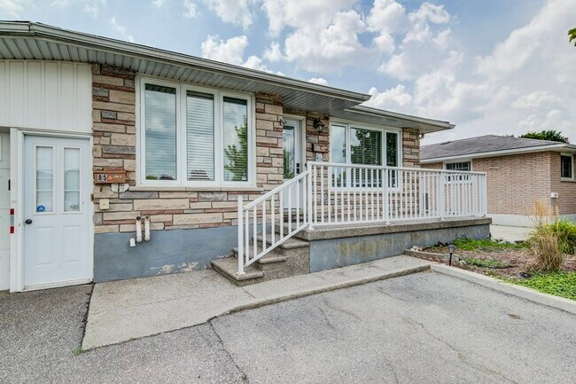 Photo du bâtiment - 85 Winter Av