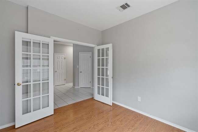 Building Photo - 1403 Wildvine Cove