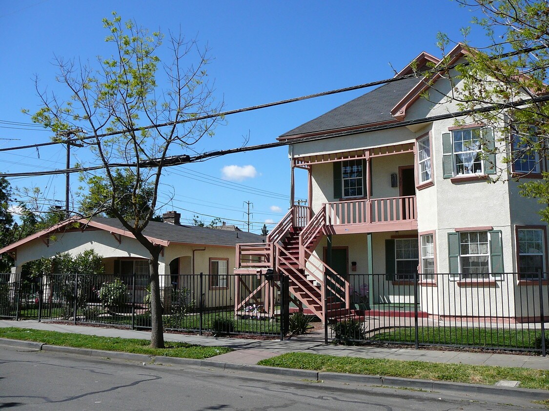 Foto principal - 311 S Laurel St
