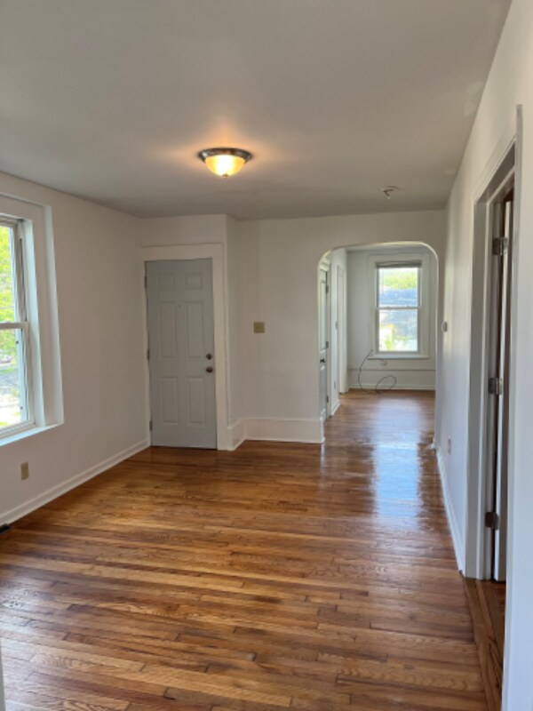 1059 Barrett St, Schenectady, NY 12305 Townhome Rentals in