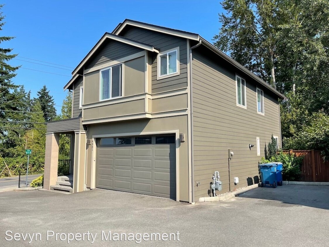 Primary Photo - 4 br, 2.5 bath House - 4331 148th Place SW