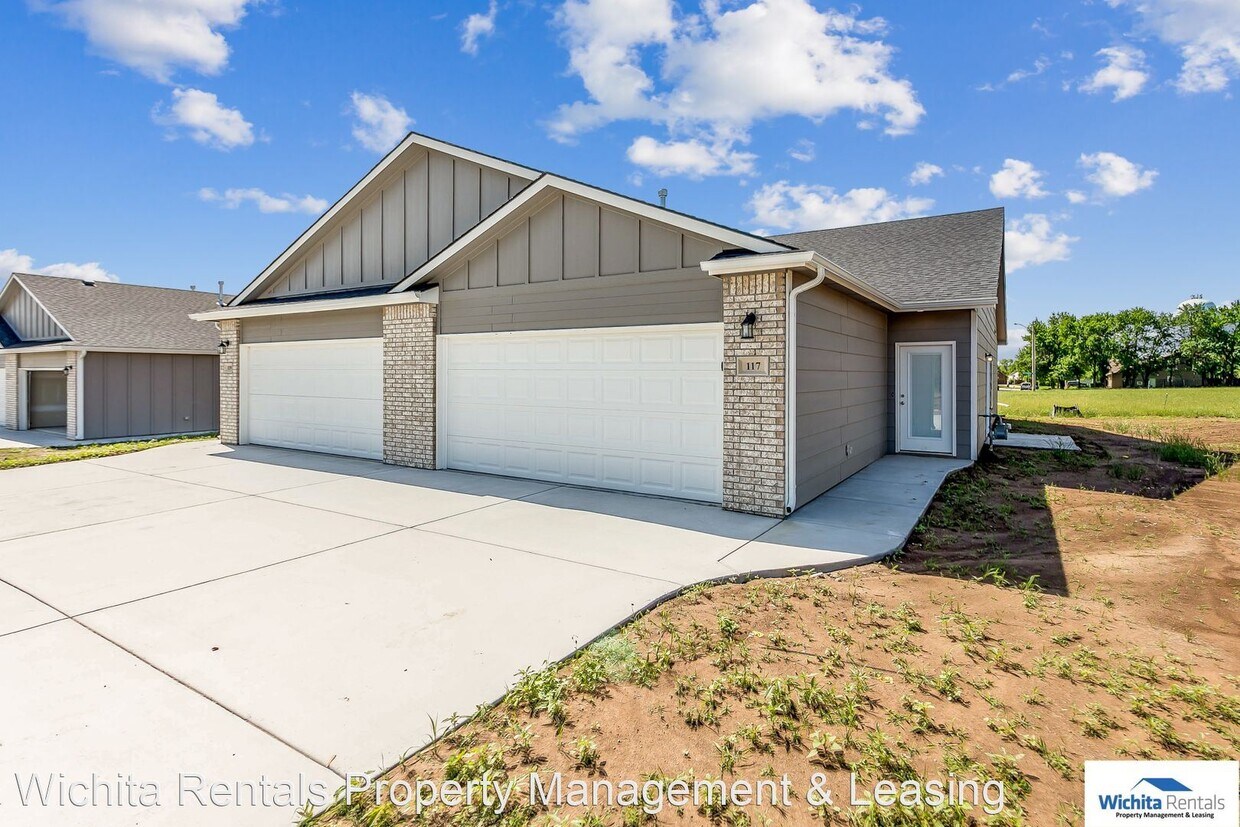 3 br, 2 bath House 220 Northern Ct. House for Rent in Mulvane, KS