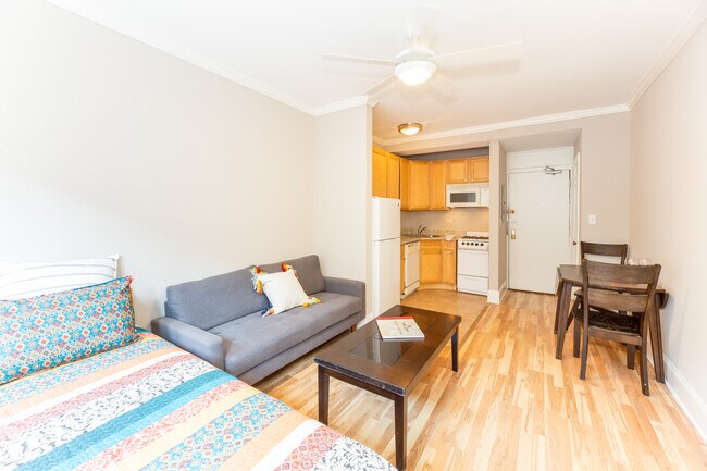 Foto del edificio - 517 W. Oakdale