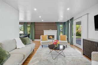 Building Photo - 5210 Ventura Canyon Ave