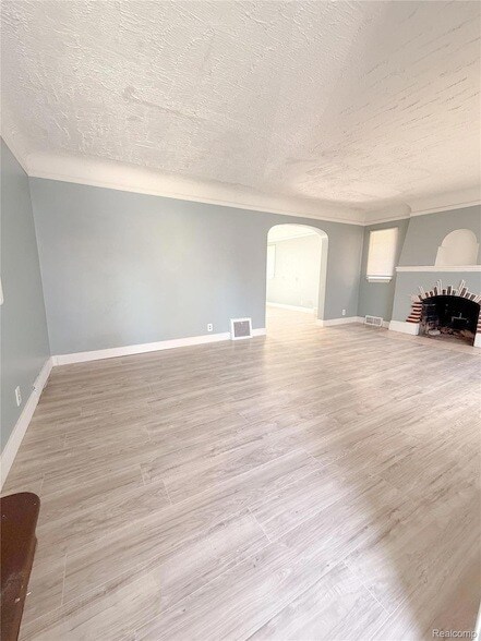 Foto del edificio - 5267 Haverhill St