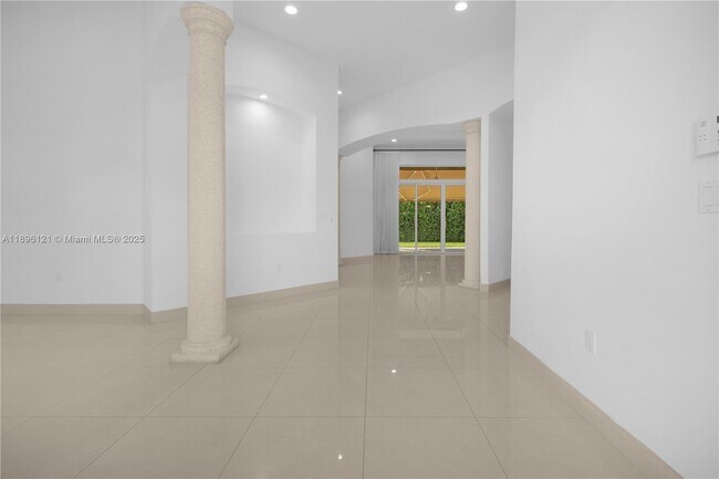 Foto del edificio - 8464 SW 138th St