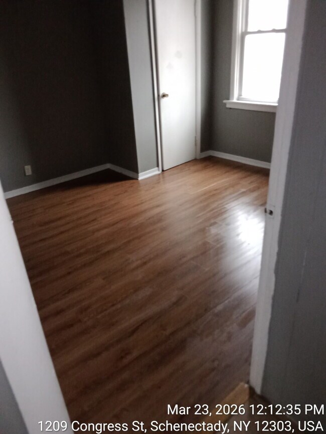 Foto del edificio - 1209 Congress St