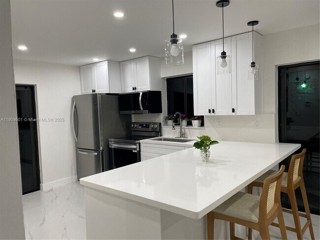 Foto del edificio - 12830 SW 67th Terrace