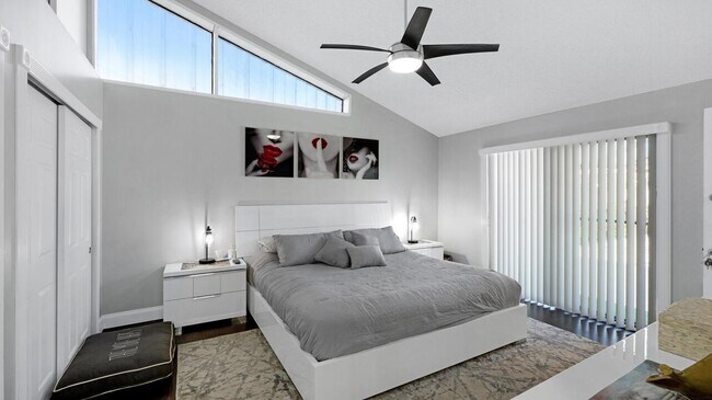 Foto del edificio - 5460 Eagle Lake Dr