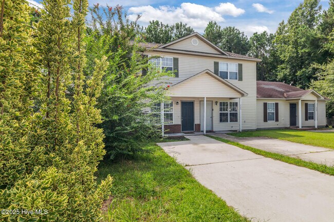 Building Photo - 1144 Pueblo Dr