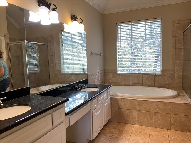 Foto del edificio - 406 Fowler St