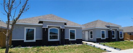 Building Photo - 4 W Woodson Dr